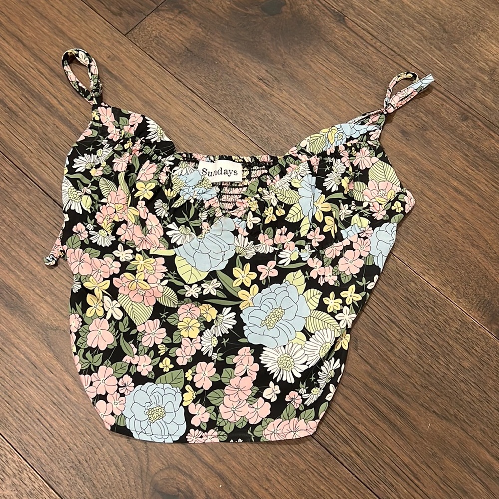 Floral tank